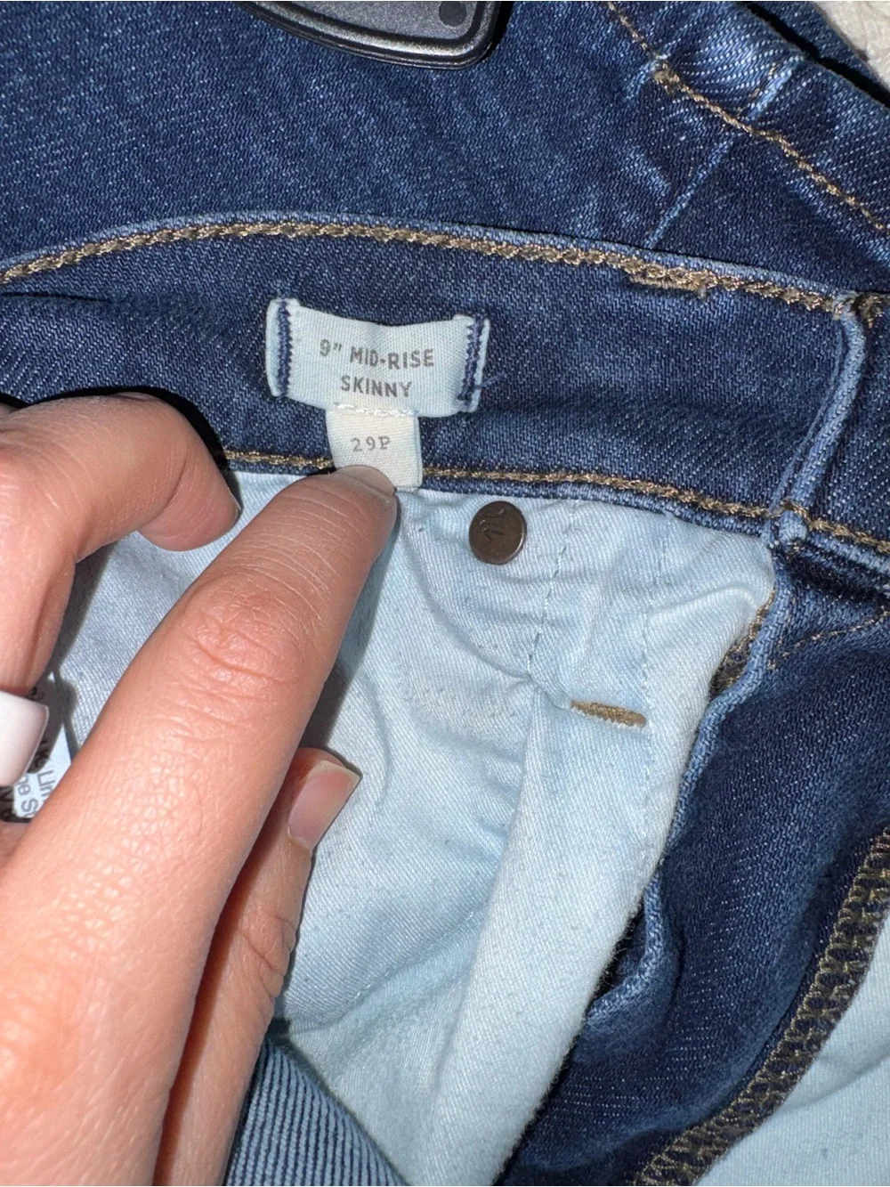 Madewell - 9” Mid Rise Skinny Jeans 29P